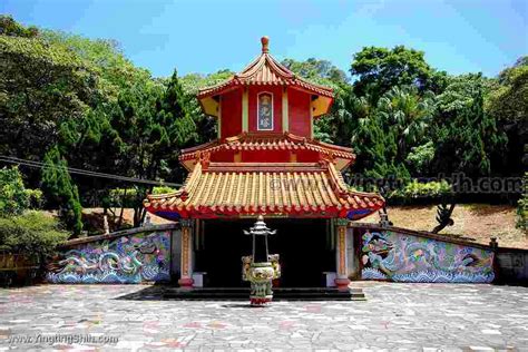 祖塔|第2661篇[新竹湖口]萬年道／萬善祠／羅家祖塔／余姓。